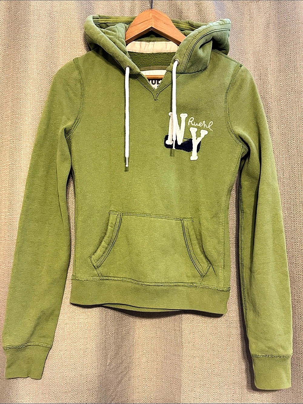 Ruehl No.925 NY Hoodie Graphic Hoodie Green Size Small
